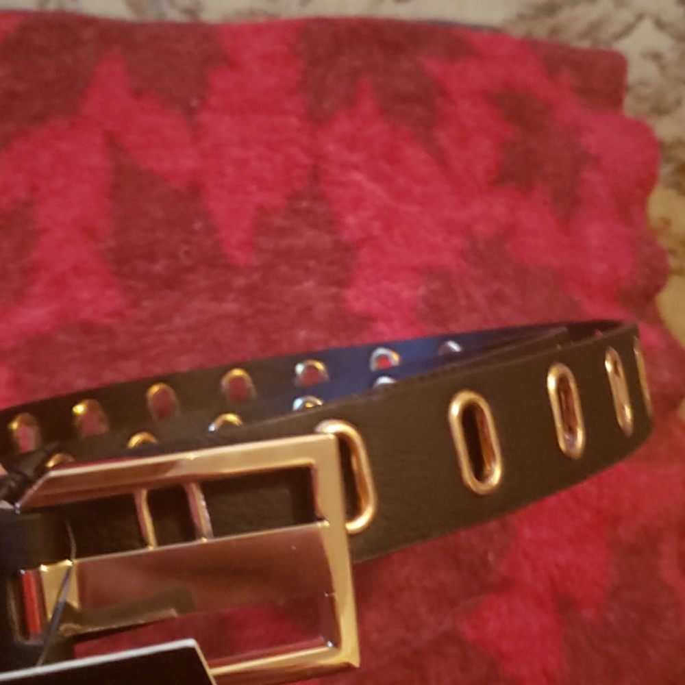 Belt - Picture 2 of 2